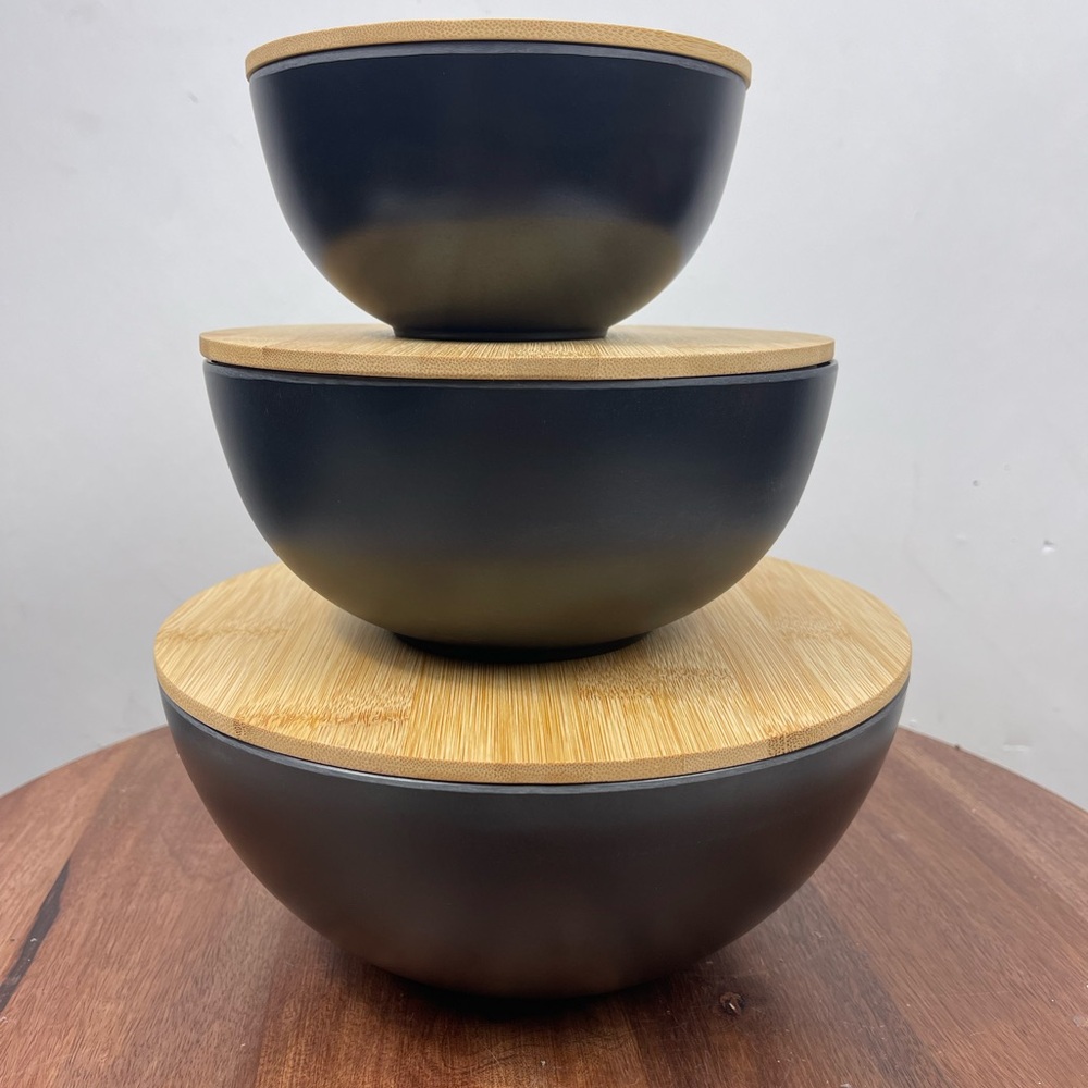 Bremel Home.set of 3 Melamine Mixing Bowls.